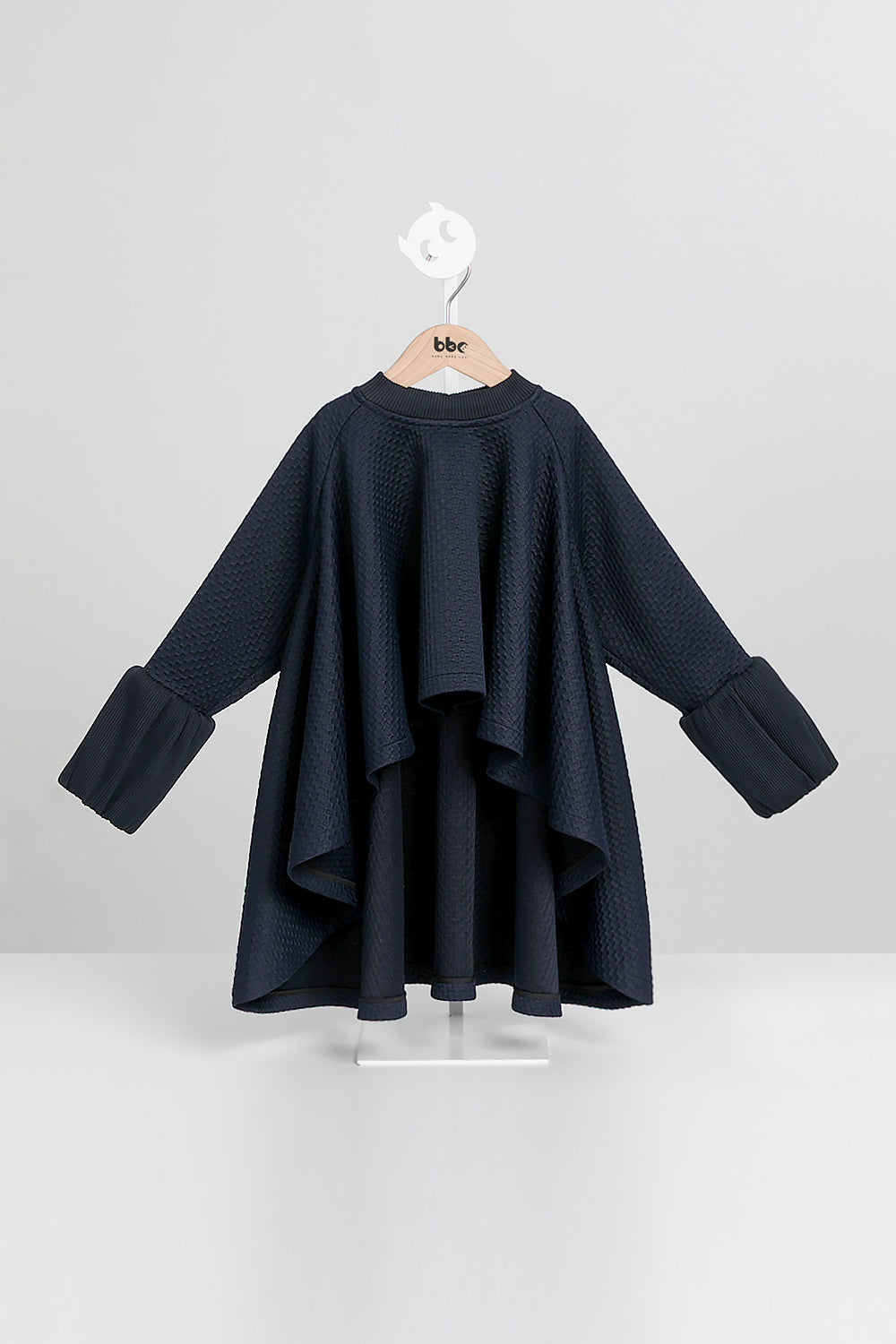 【預購】Luxury | 女童 前短後長泡泡袖上衣 | 長袖荷葉 多層次 袖型設計