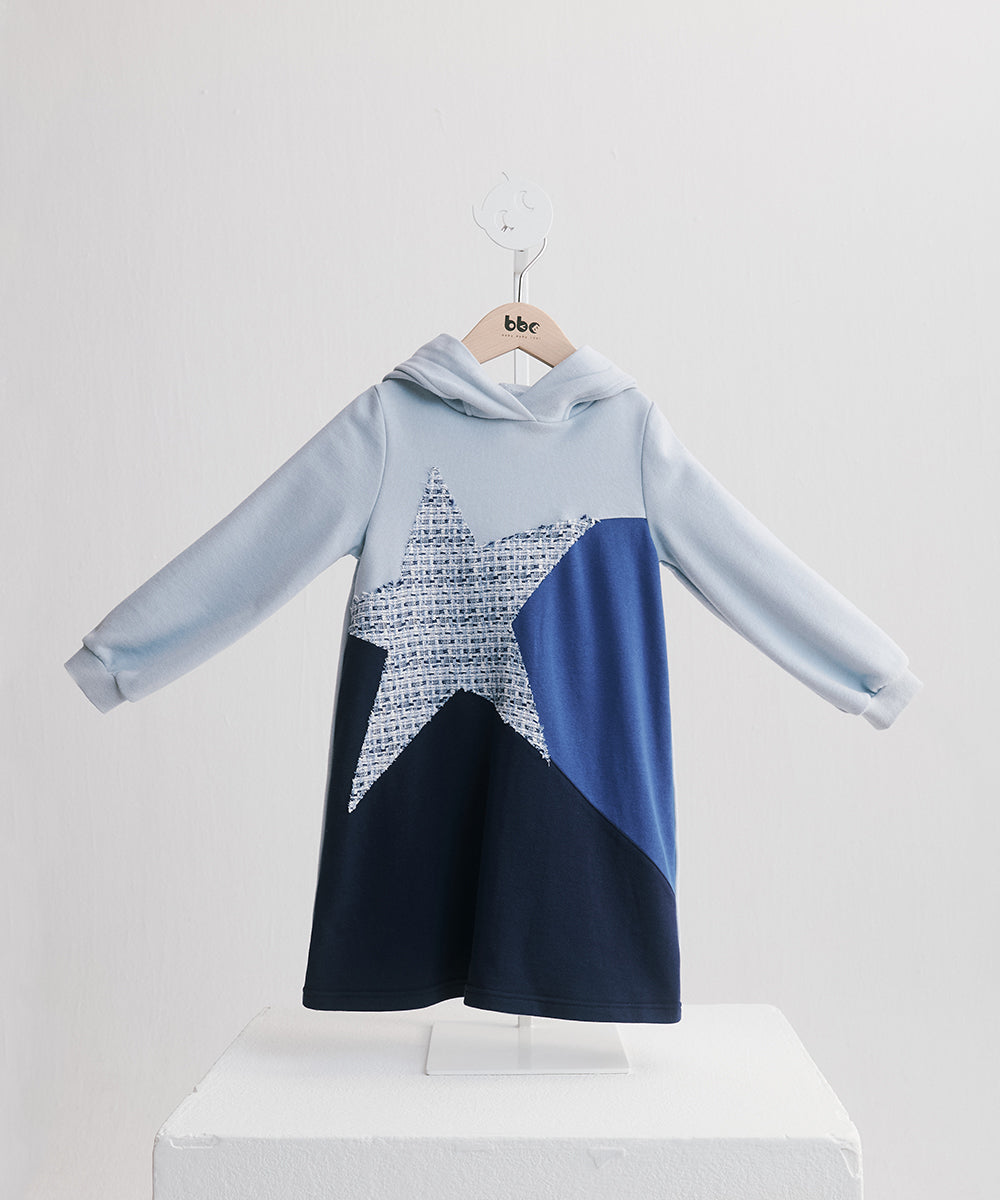Main | Girls&