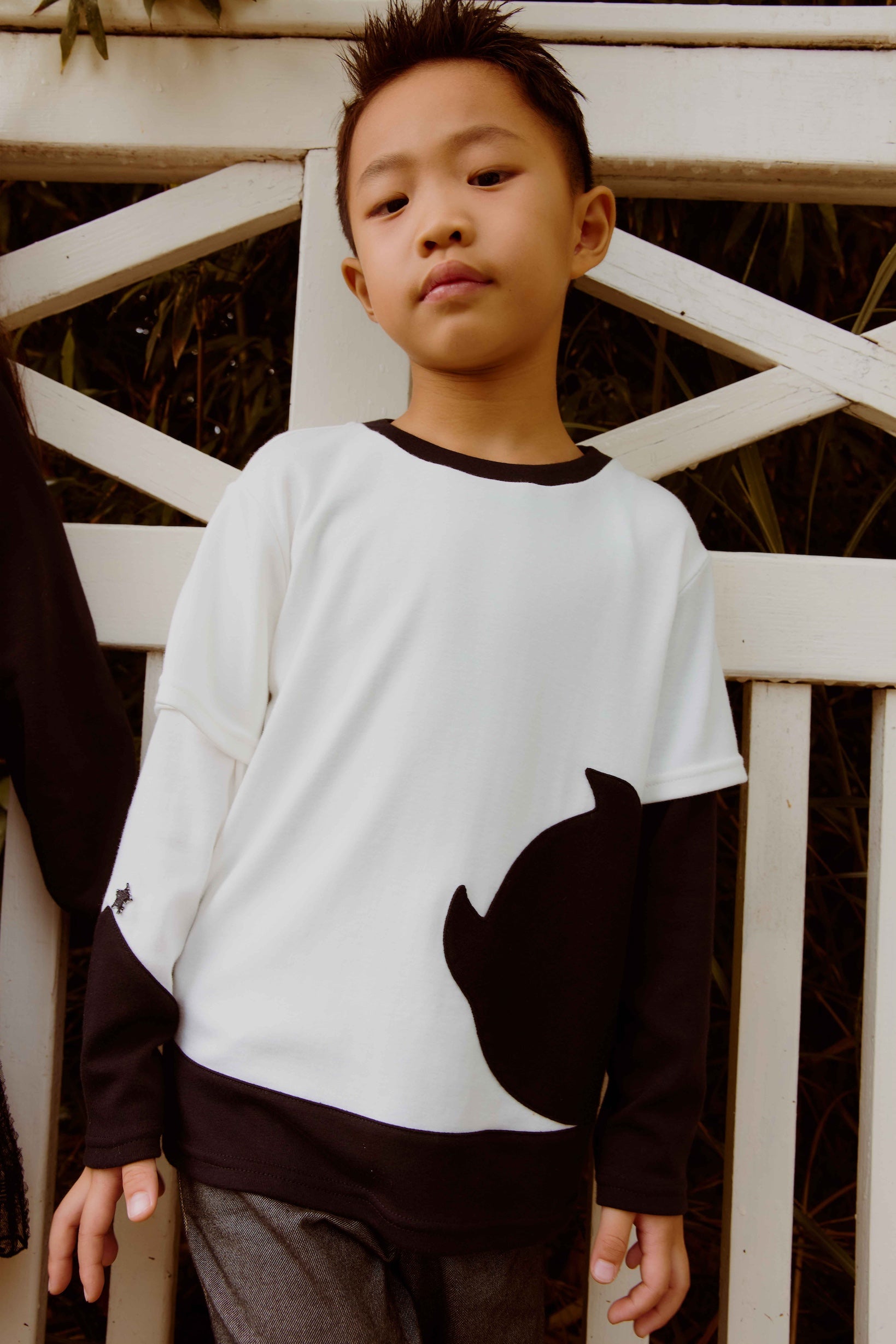 Main | Boys Hug the Elf - Organic Cotton T-SHIRT | Elf Logo | 100% organic cotton