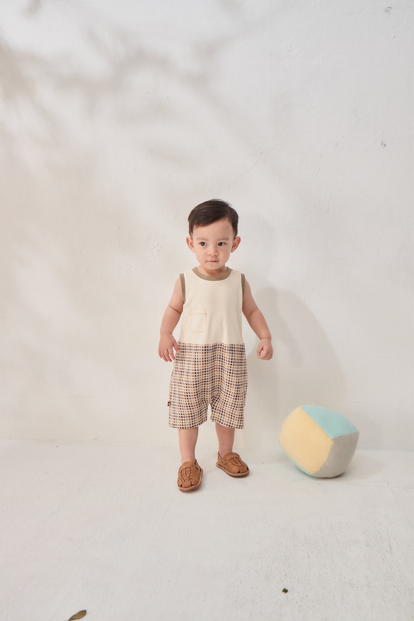 Main | 幼兒 潮花園復古無袖連身兔裝 | 拼接 口袋設計 格紋 | 100% 有機棉