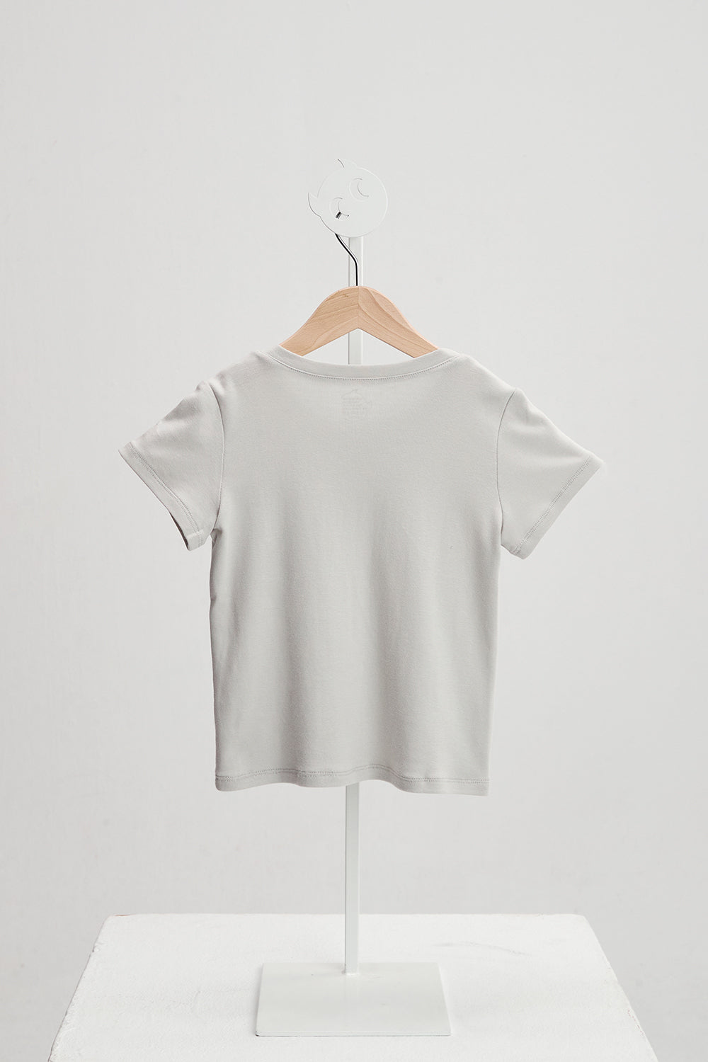 Colorblock zip pocket top