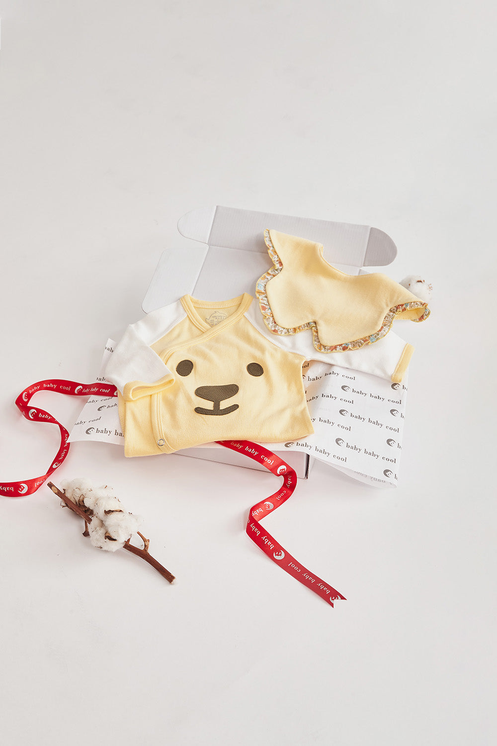 Main | 新生兒 熊抱暖心禮盒 | 動物臉荷葉拼接 | 100%有機棉