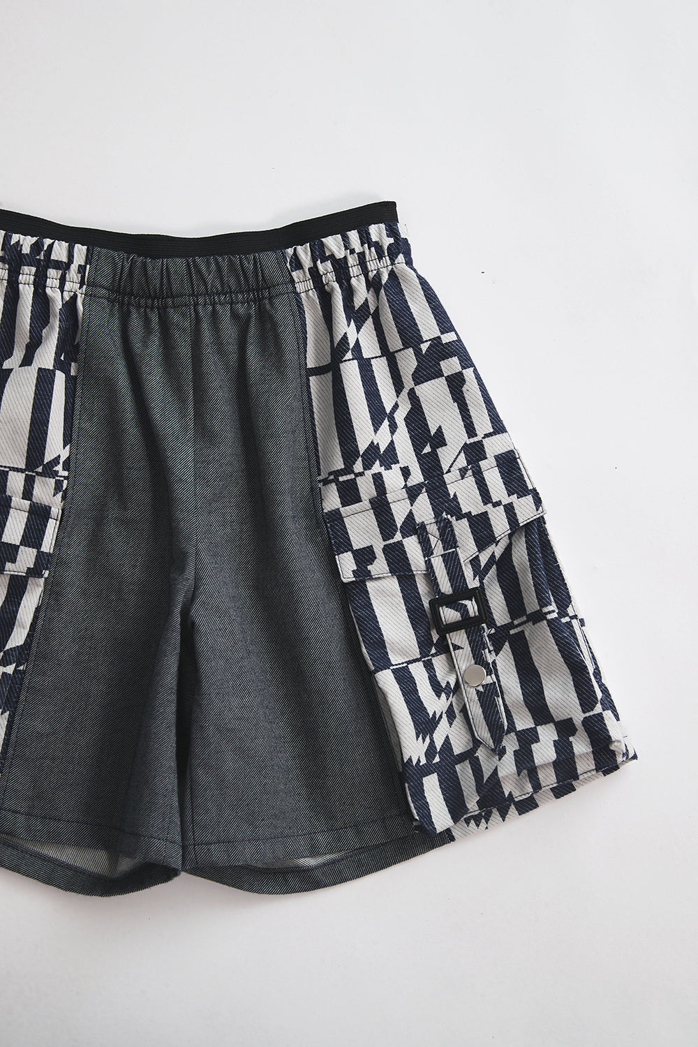 Luxury | 男童 bbc 探險風拼接工裝短褲 | 拼接 幾何線條 口袋設計