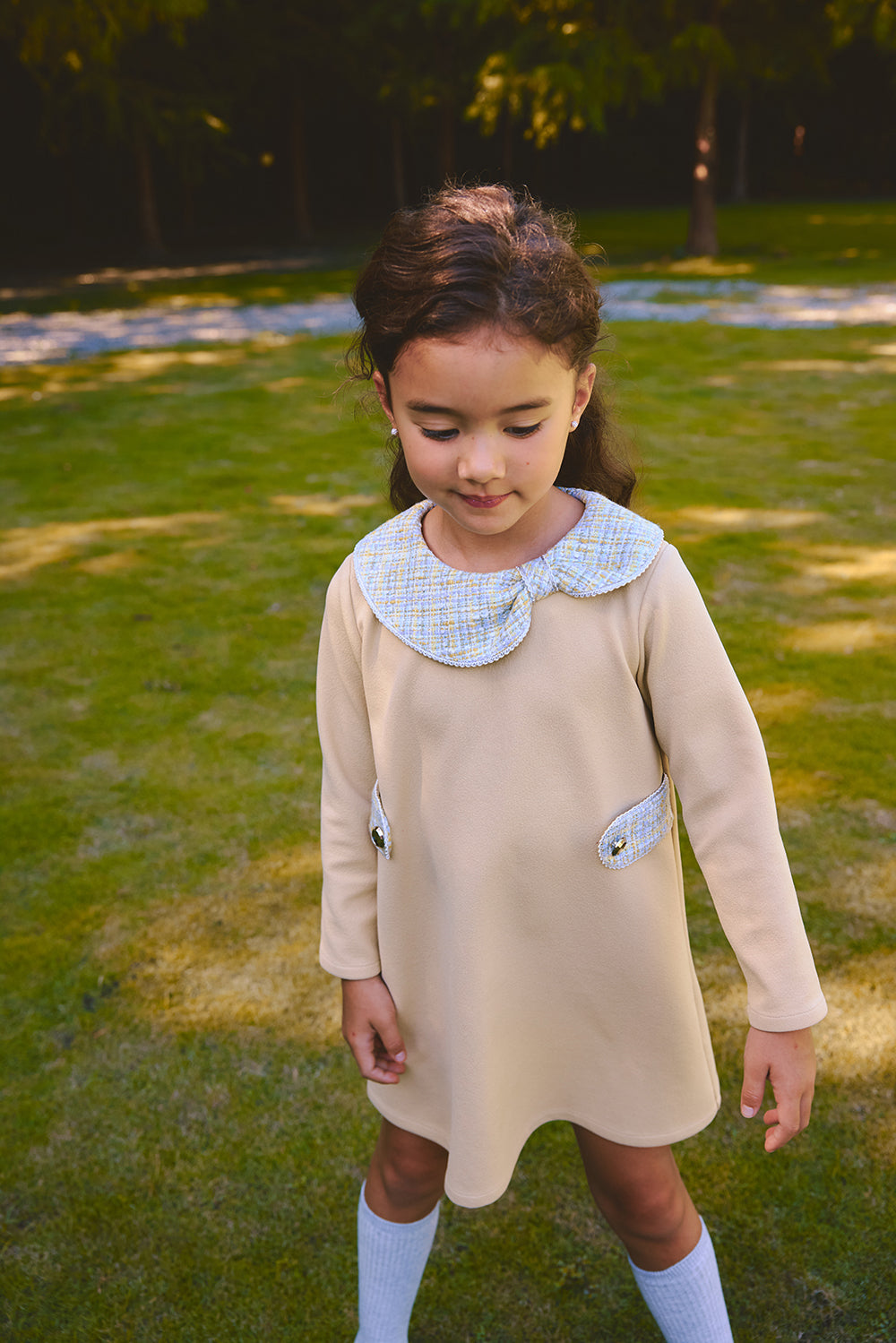 【預購】Luxury | 女童 Rustle Bow領結洋裝 | 長袖不對稱大小領 毛呢拼接 鑲邊