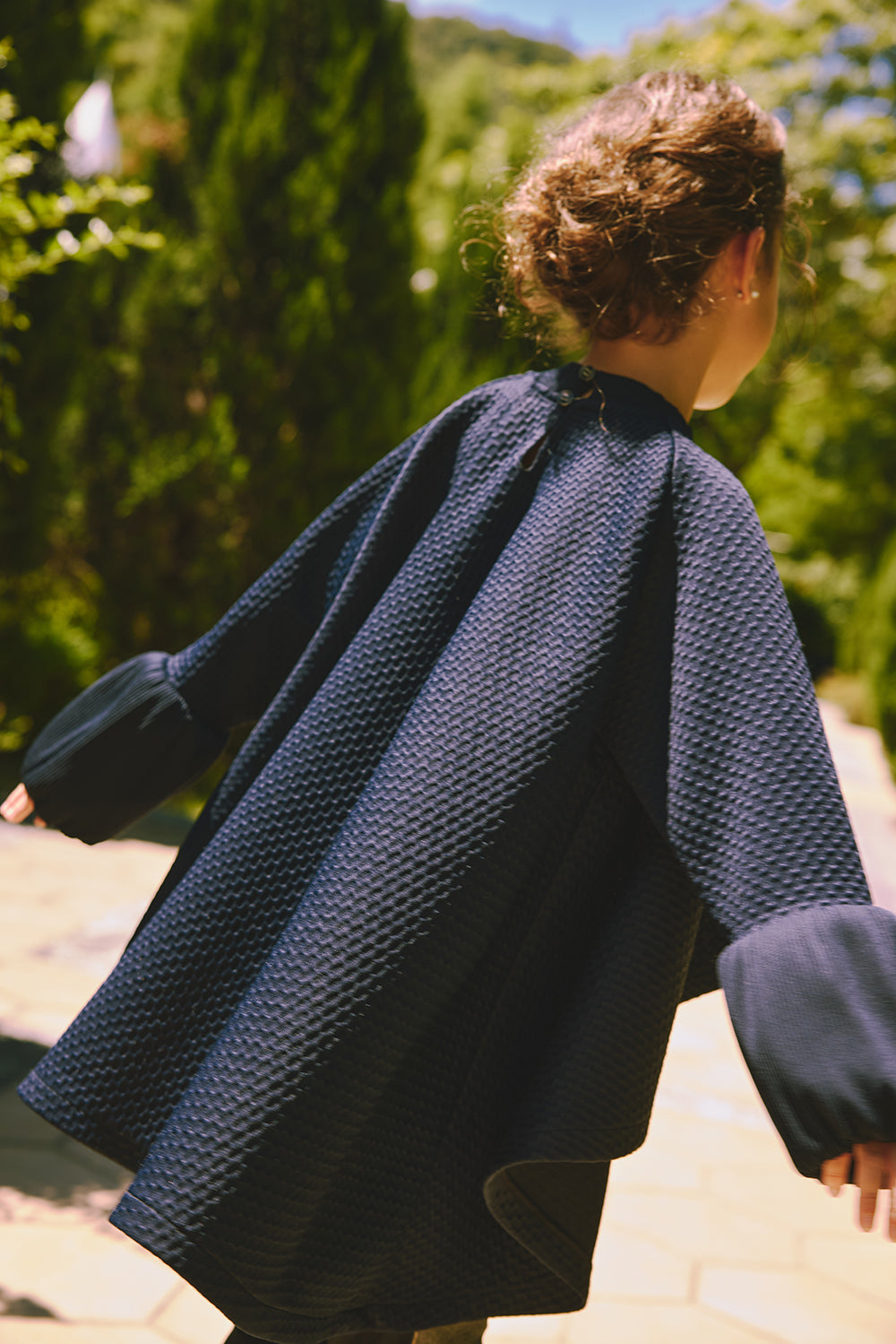 Luxury | Women|前短後長泡袖上衣|長袖荷葉 多層次 袖型設計