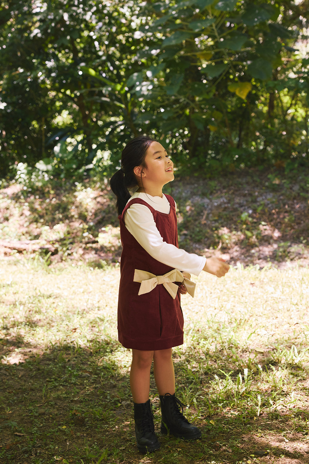 Luxury | 女童 Bowberry燈芯絨吊帶裙 | 無袖蝴蝶結 口袋設計 立體剪裁