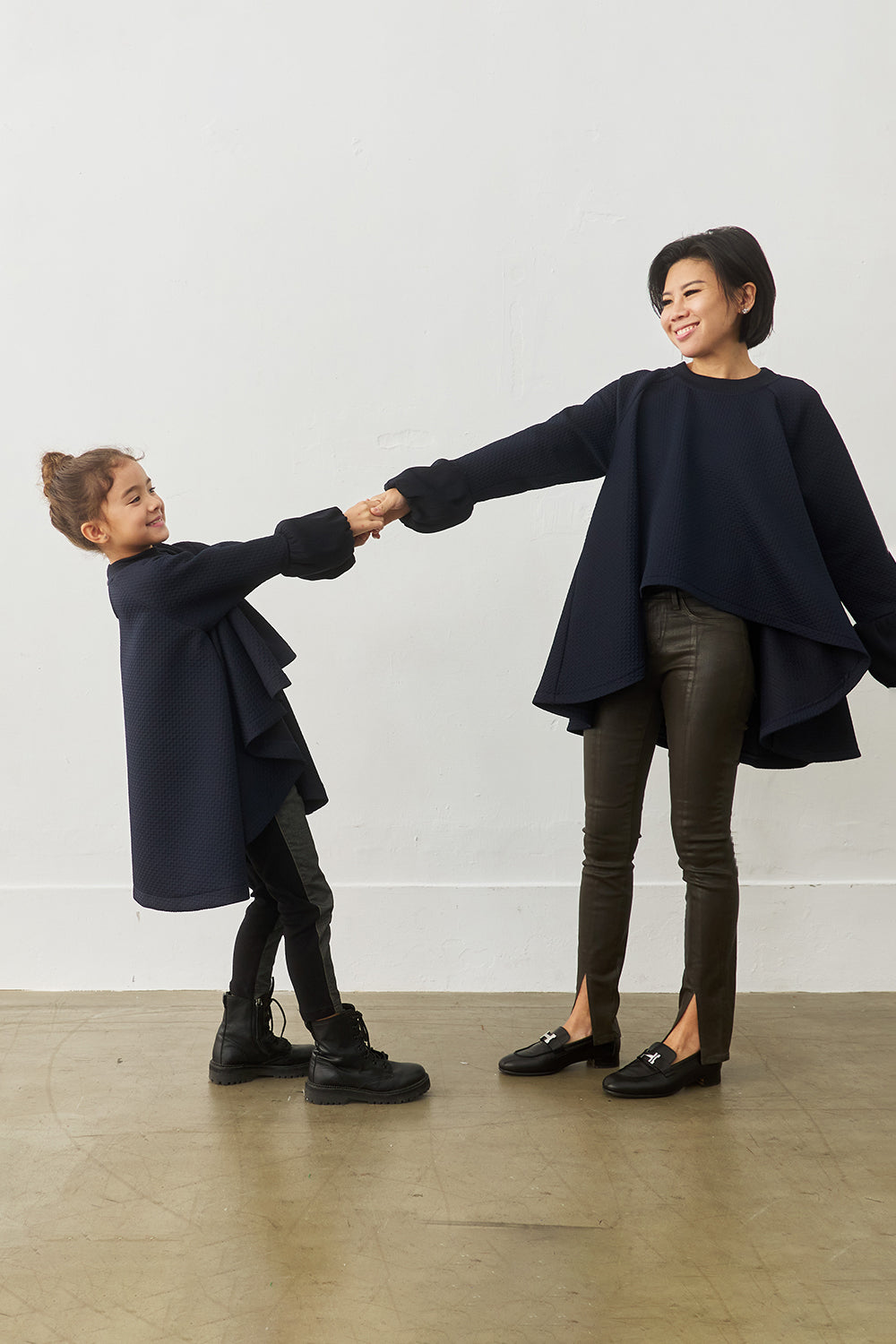 Luxury | Women|前短後長泡袖上衣|長袖荷葉 多層次 袖型設計