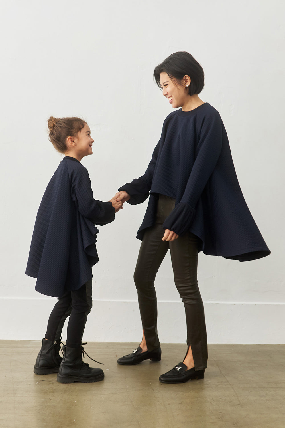 Luxury | Women|前短後長泡袖上衣|長袖荷葉 多層次 袖型設計