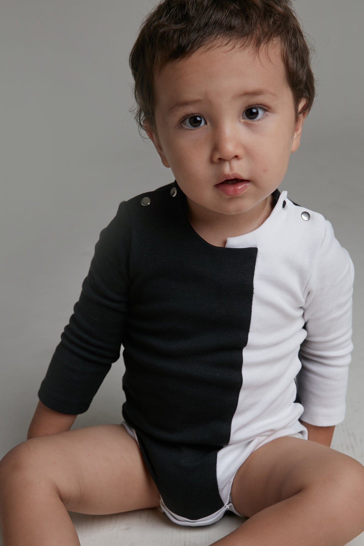 Main | Toddler asymmetrical two-tone bodysuit | Paneled | 100% organic cotton