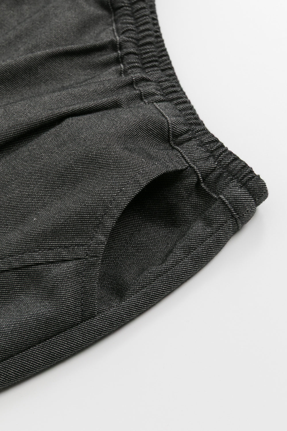 【預購】Main | 幼兒 Peekaboo刺繡繭型褲 | 小精靈 Logo 刺繡 繭型輪廓 | 100%有機棉