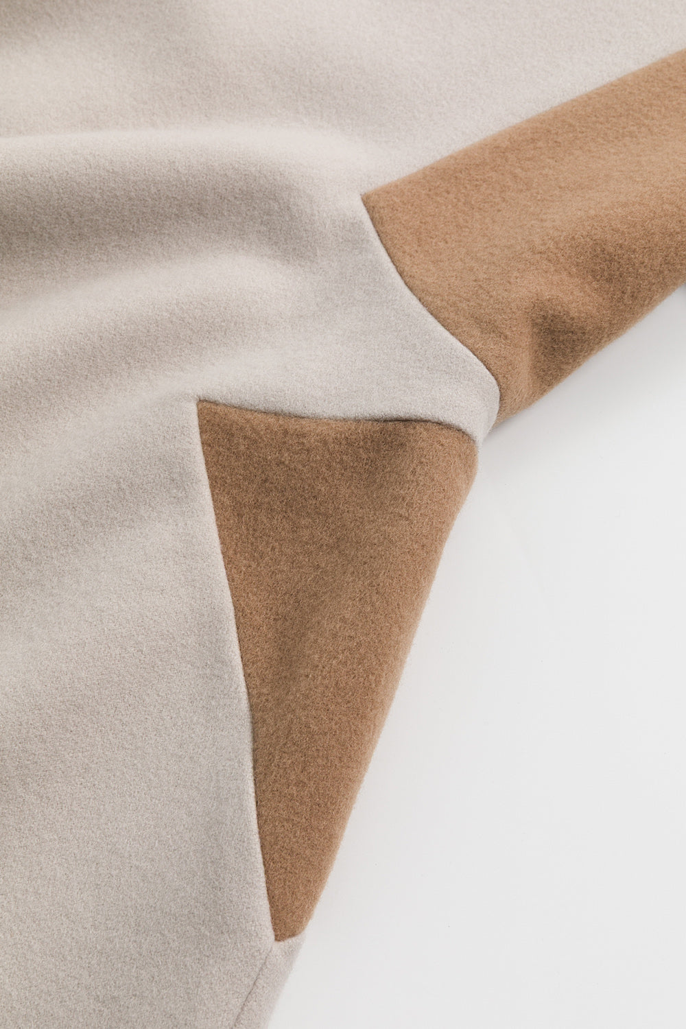 【預購】Luxury | 女童 星星拼接洋裝 | 長袖毛呢拼接 幾何 立體剪裁