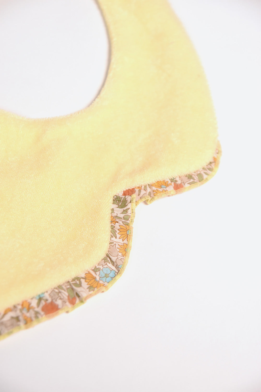 Main | Elegant butterfly bib for toddlers | Lotus leaf patchwork | 100% organic cotton