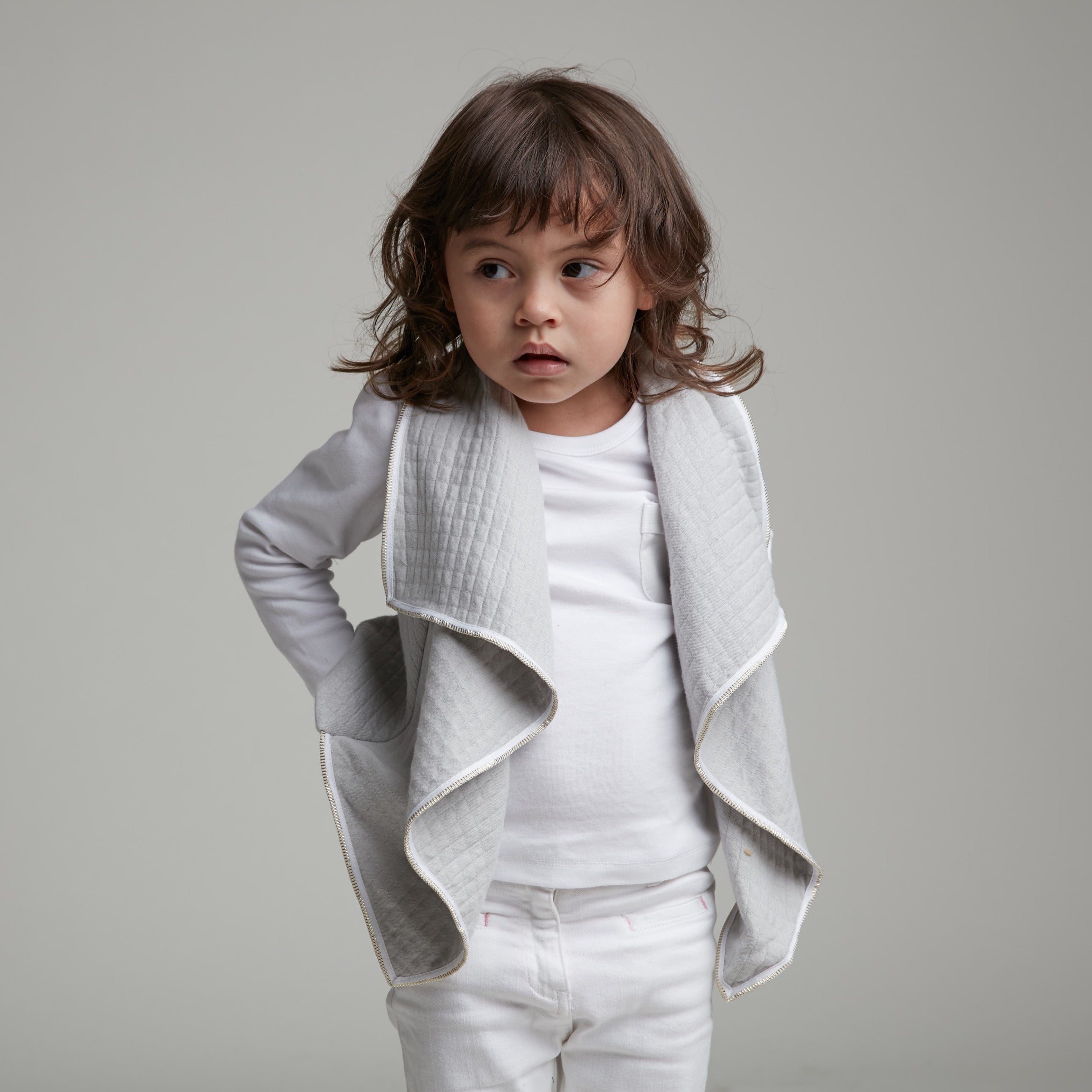 Main | 兒童 個性立裁翻領背心 | 立體剪裁 | 100% 有機棉