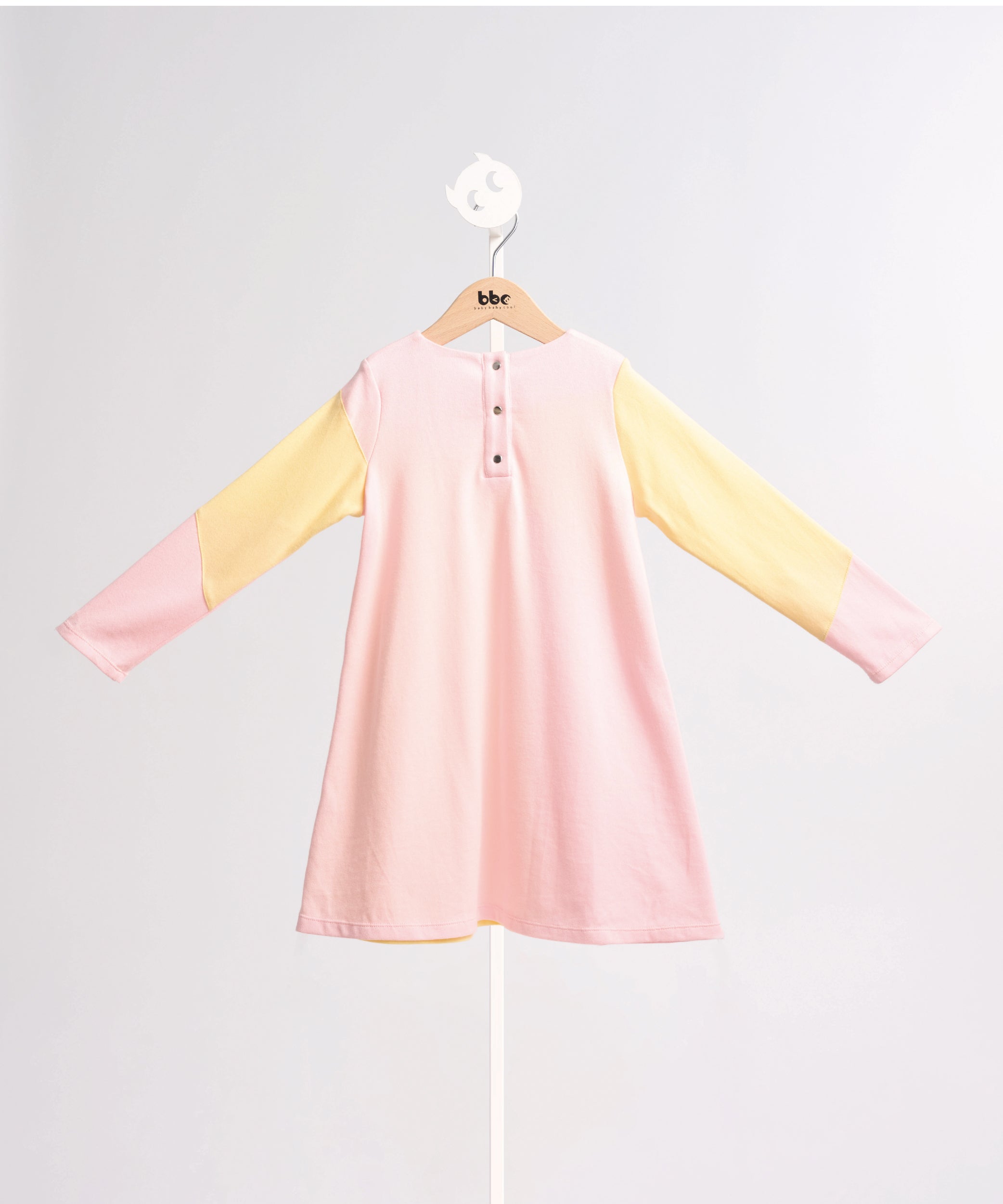 Main | 女童 Cramen herrera系列:光彩熠熠幾何剪接洋裝 | 拼接 | 100% 有機棉