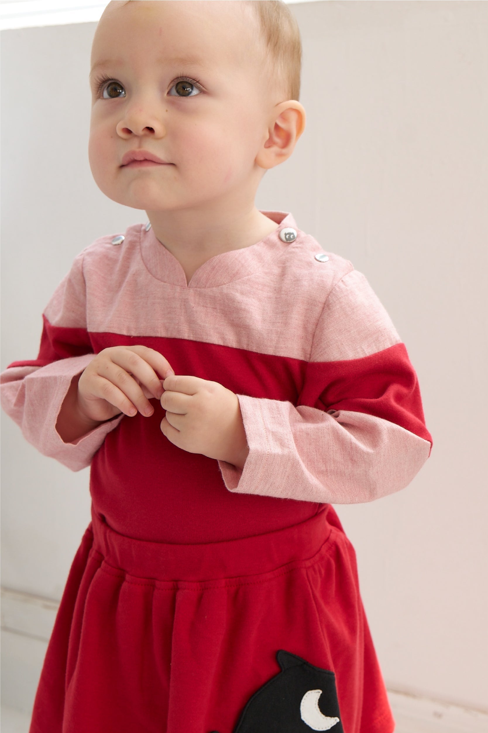 Main | 幼兒 Carmen Herrera 系列:亨利領包屁衣 | 拼接 | 100% 有機棉