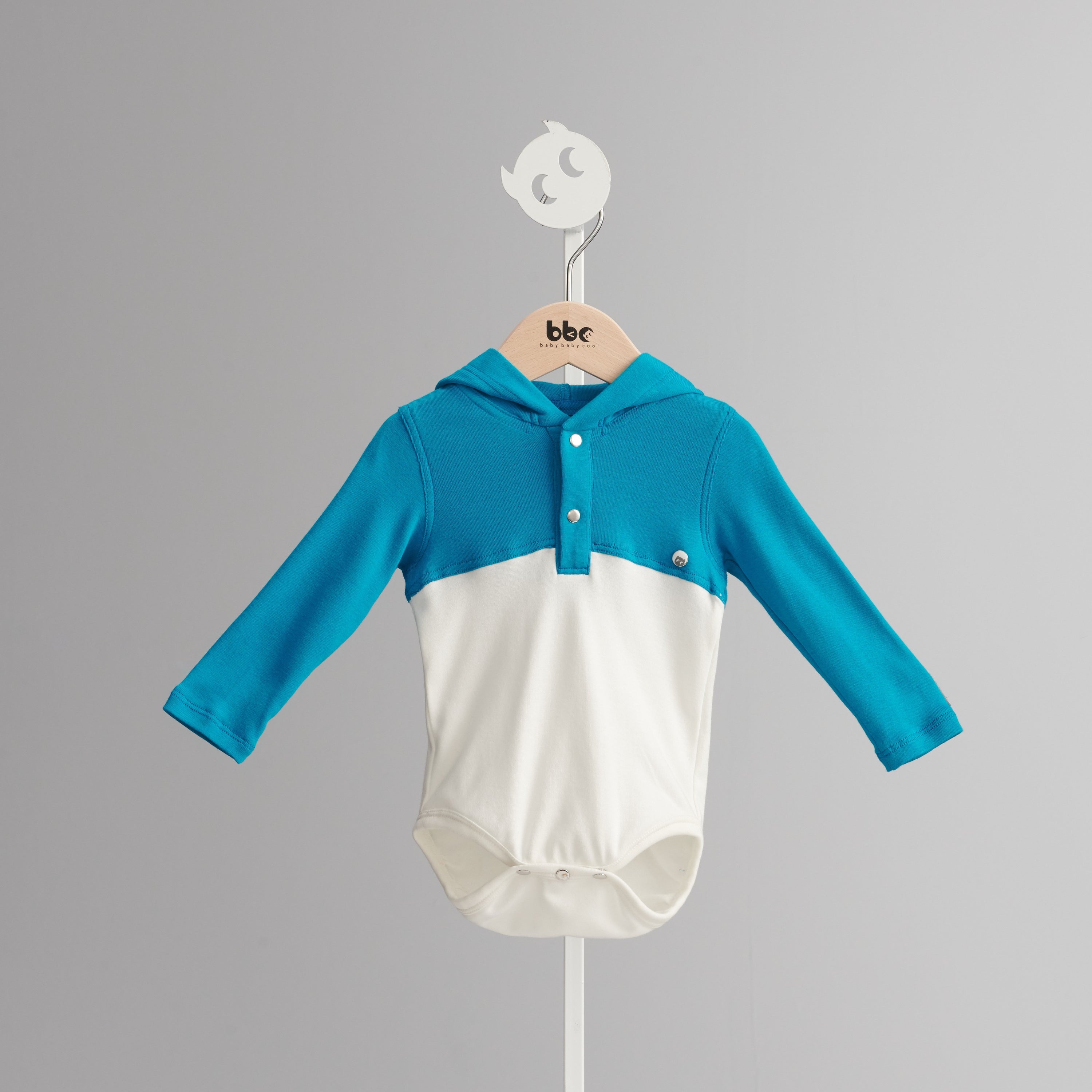 Main | Toddler sports hooded bodysuit | paneled | 100% organic cotton