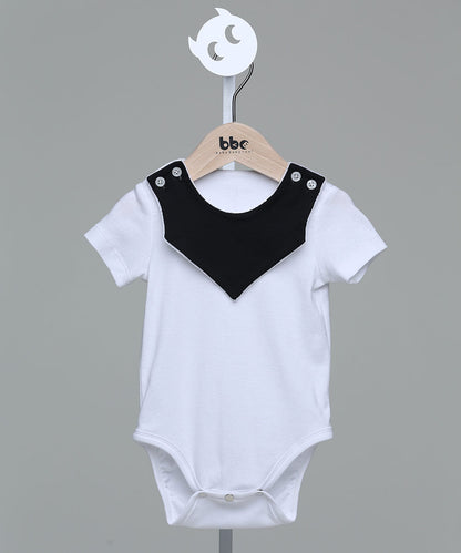 Geometric saliva towel bag butt shirt