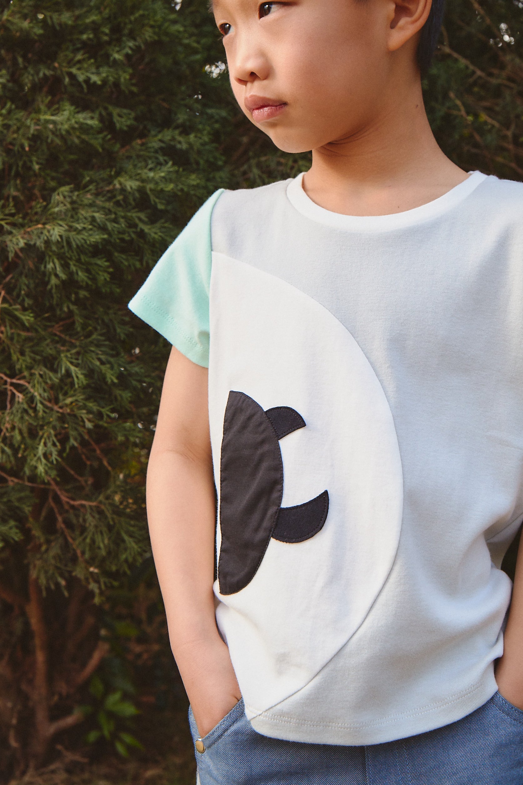 Main | 男童 Carmen Herrera 字母拼接遊樂園D | 拼接 小精靈 Logo | 100% 有機棉