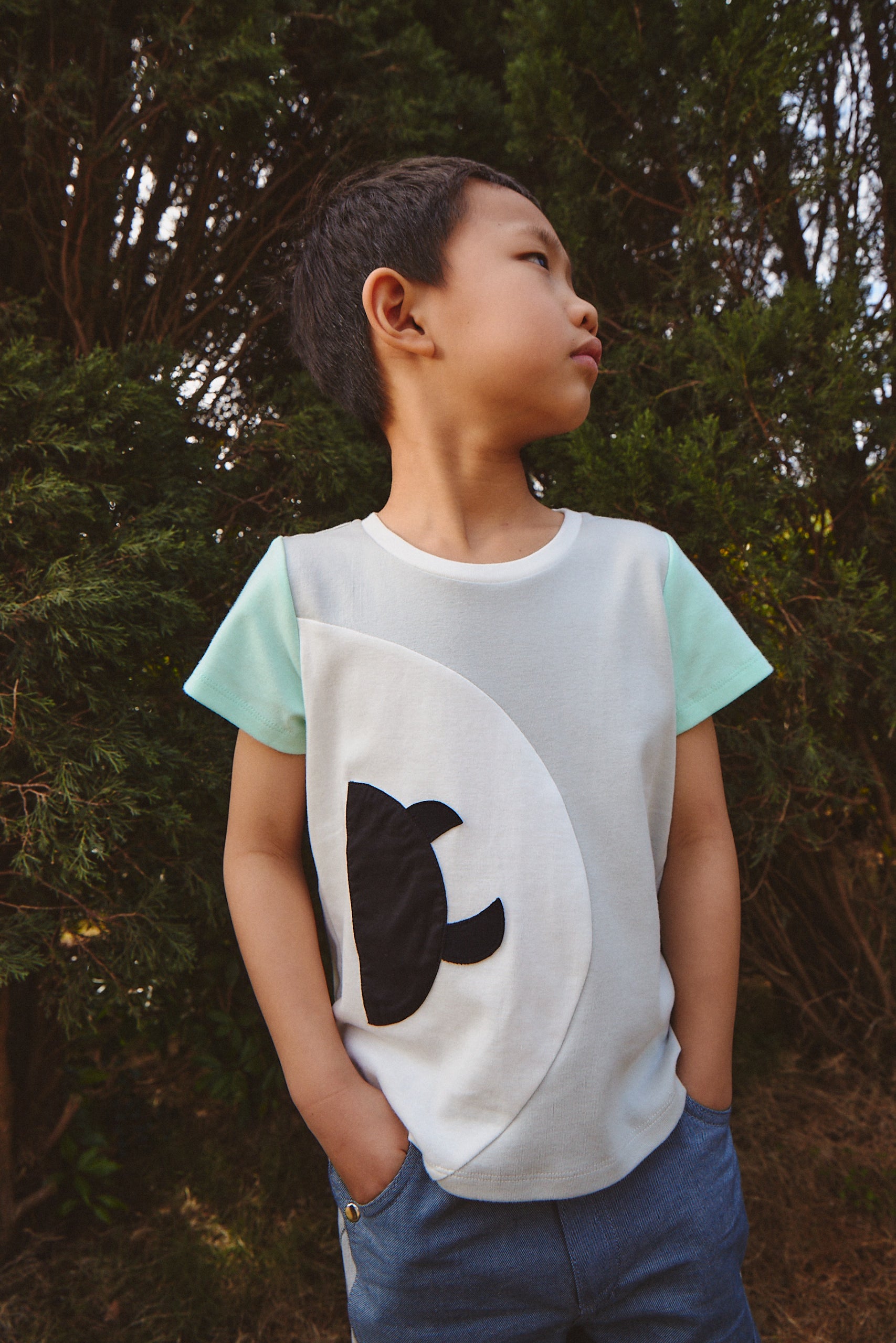 Main | 男童 Carmen Herrera 字母拼接遊樂園D | 拼接 小精靈 Logo | 100% 有機棉