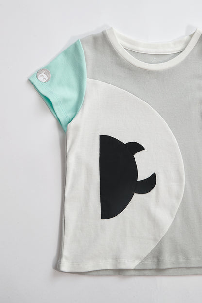 Main | 男童 Carmen Herrera 字母拼接遊樂園D | 拼接 小精靈 Logo | 100% 有機棉