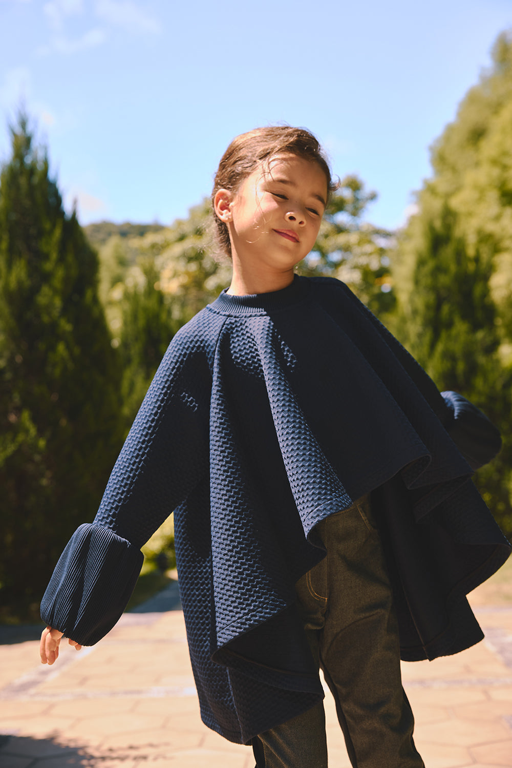 Luxury | 女童 前短後長泡泡袖上衣 | 長袖荷葉 多層次 袖型設計