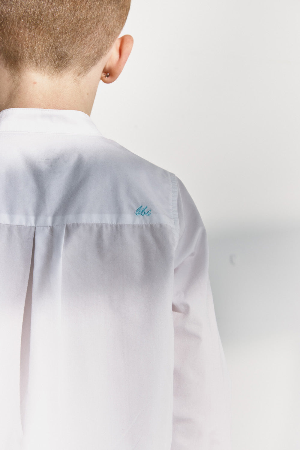 【預購】Main | 男童 Heritage Collar 立體剪裁小翻領 LOGO刺繡長袖襯衫 | 100％有機棉