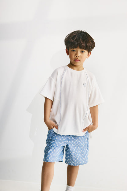 【預購】Main | 男童 Clean Cut 立體線條設計 小精靈 Logo運動風T-shirt 上衣 | 100% 有機棉