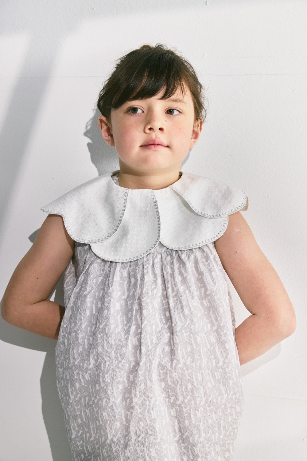 【預購】Luxury | 女童 Petal Trim 可拆式花瓣披肩