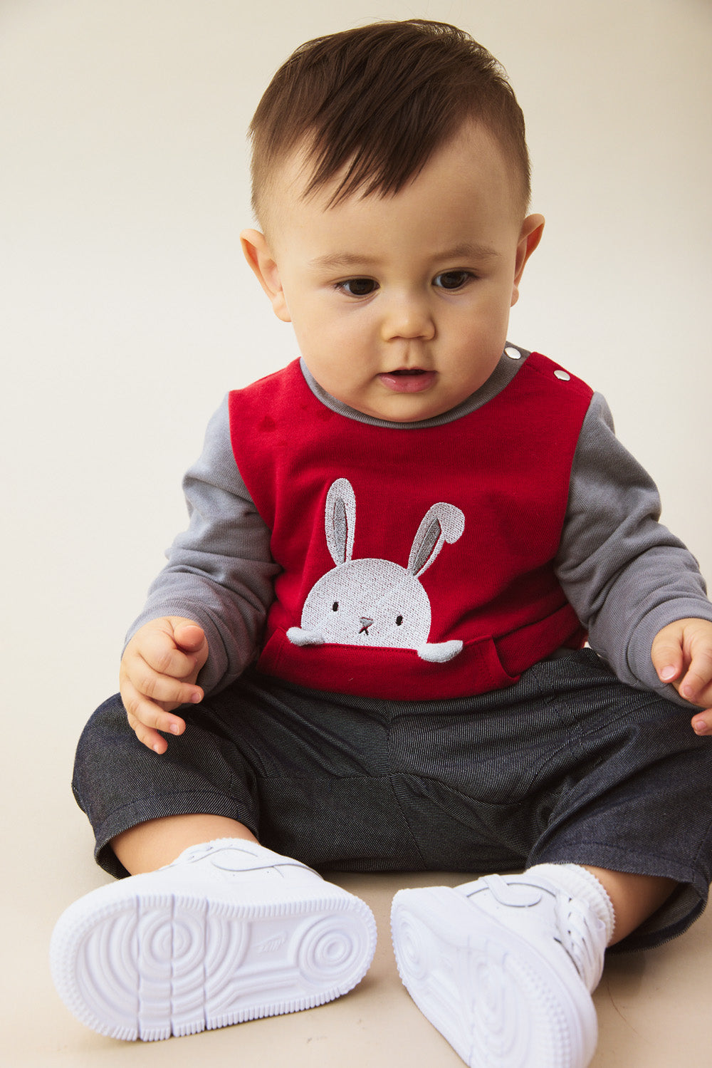 Main | 幼兒 Peek-A-Boo 兔子刺繡大口袋肩開扣長袖上衣