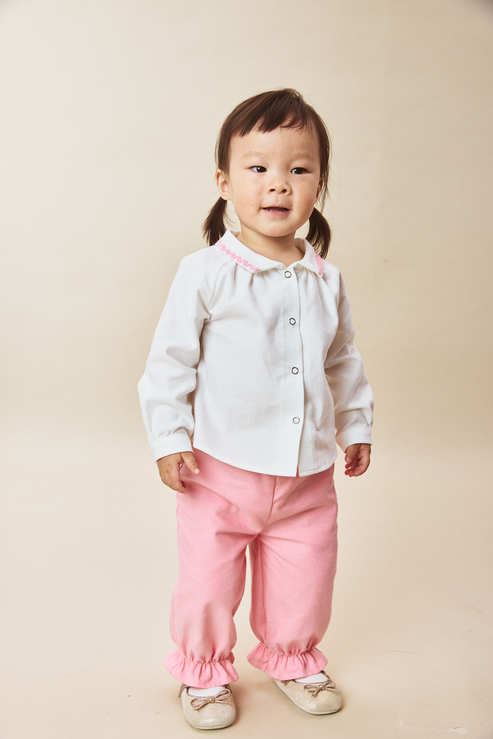 Main | 幼兒 Elsie Bunny 縮口荷葉邊兔足口袋有機棉長褲