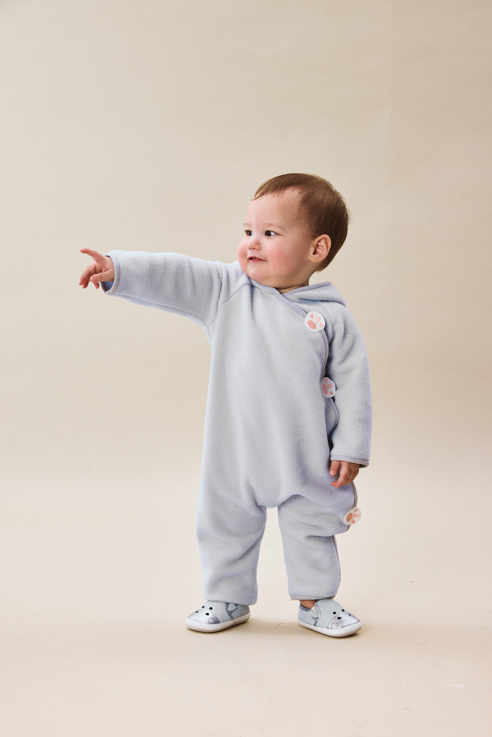 Luxury | 幼兒 Little Hopper 連帽斜開雪狼足跡刺繡長袖連身兔裝
