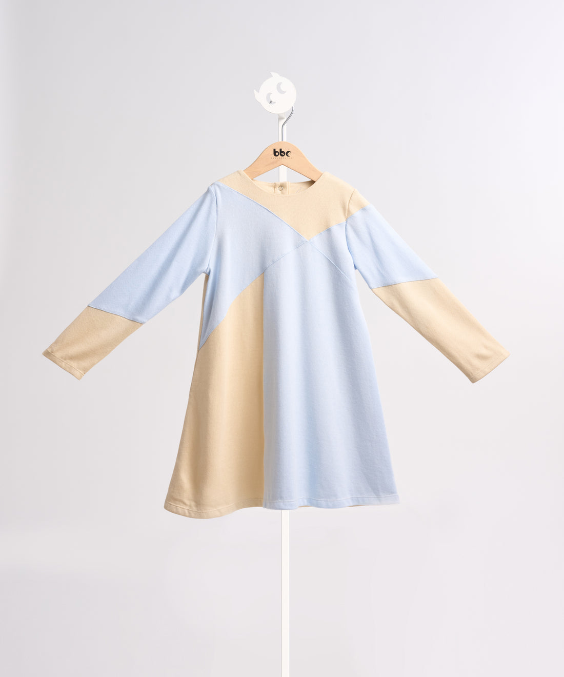 Main | 女童 Cramen herrera系列:光彩熠熠幾何剪接洋裝 | 拼接 | 100% 有機棉